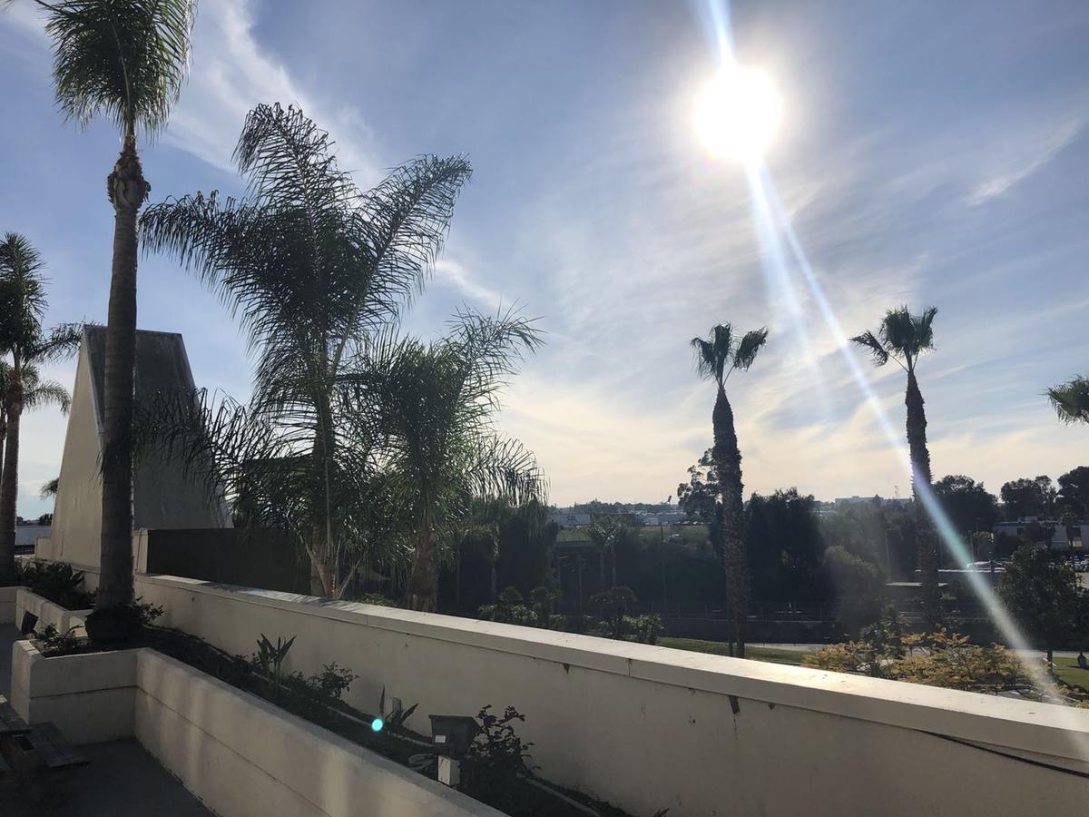 Hotel La Crystal -los Angeles-long Area Carson