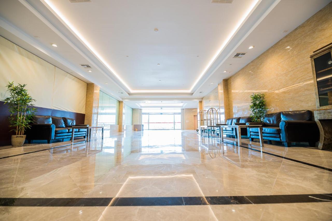 Hotel La Crystal -los Angeles-long Area Carson