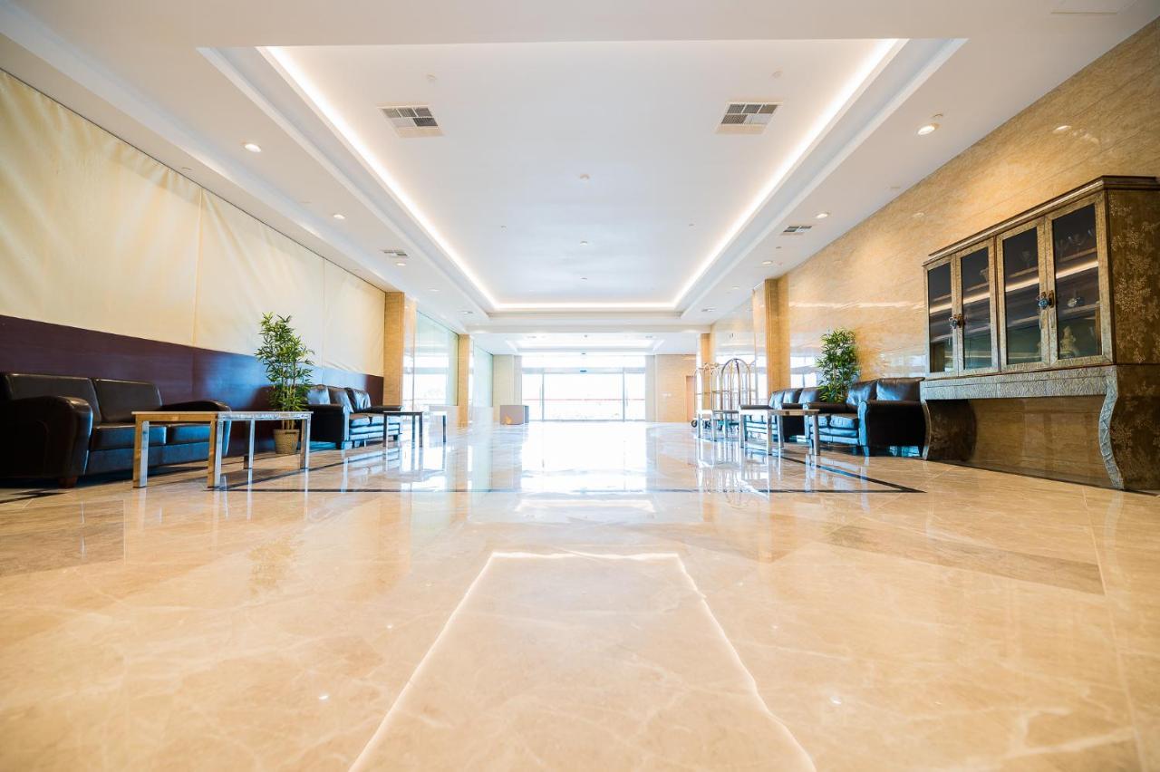 La Crystal -los Angeles-long Area Hotel Carson